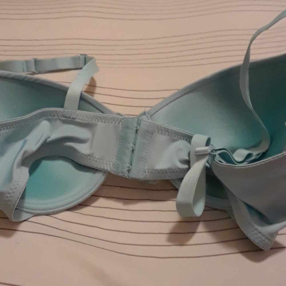 Bra - Picture 3 of 3